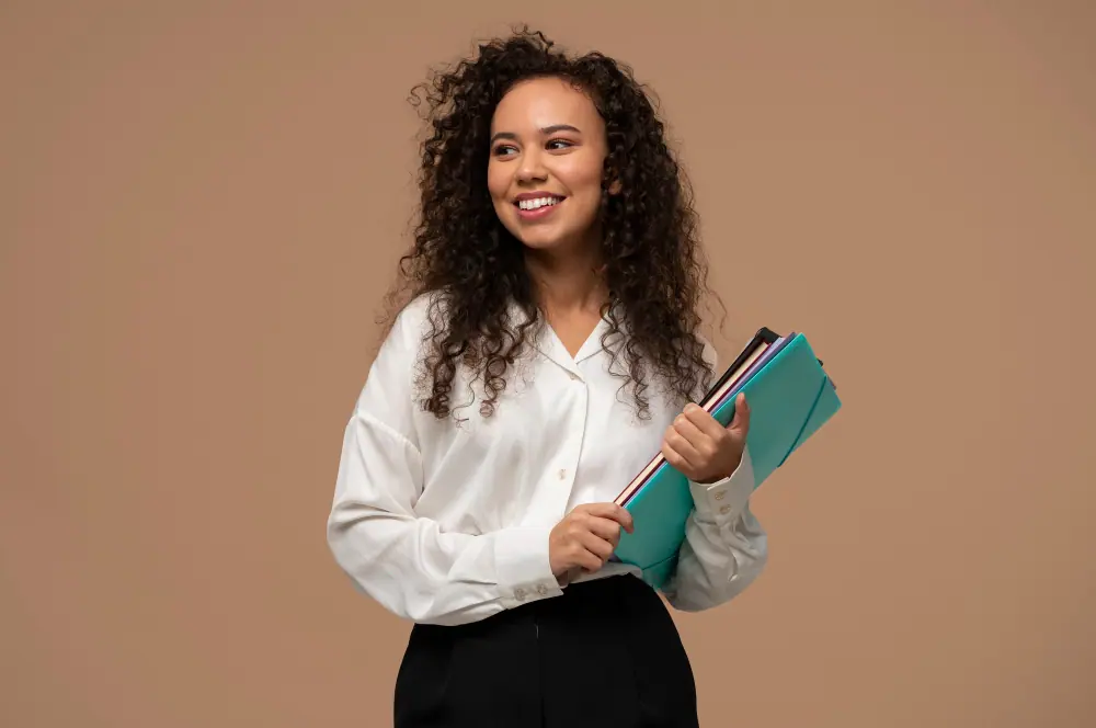Qual a diferença entre um gestor e um diretor de escola