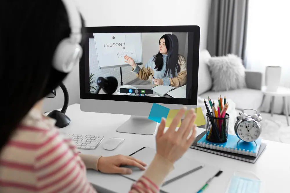 Como uma sala de aula virtual funciona