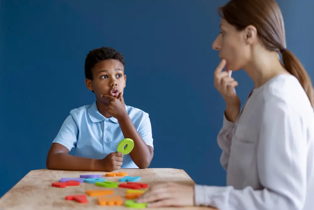 Como a escola pode atender as necessidades dos alunos com TDAH 