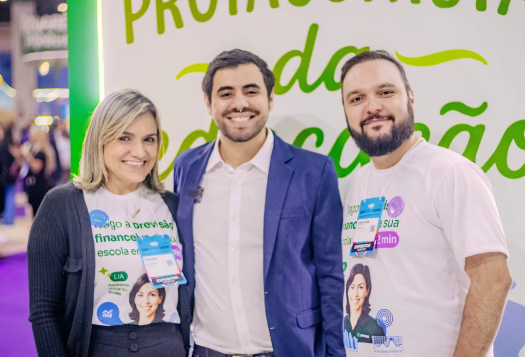 Consolidação de contratos na bett 2025
